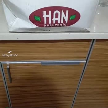 Emirhan Kuruyemiş | Bolu Reklamlarla Alakasız Ürünler!