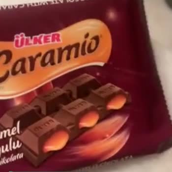 Ülker Çikolatada Karamel Dolgulu Yazıyor Ama Sadece Bir Diliminde Var!