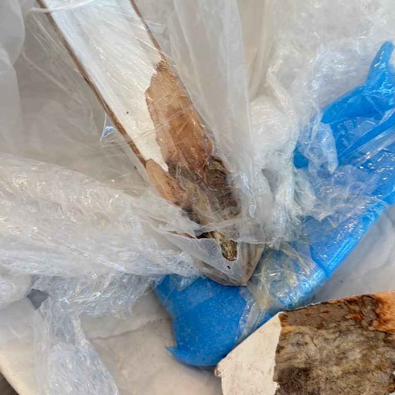 Kırık Masa Ayağı Ve 2.700 TL Kargo Ücreti İçin Tam Geri Ödeme Talebi