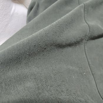 LCW Burdur Mağazasından Aldığım Sweatshirt Kısa Sürede Yıprandı Ve Tüylendi Değişim Talebi