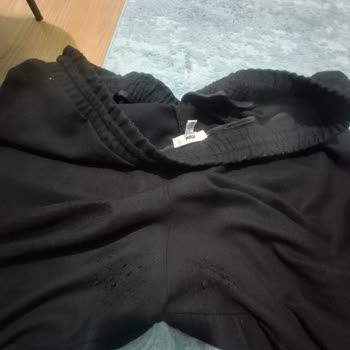 Mavi Jeans Pantolonda Tekrarlayan Tüylenme Sorunu Ve Ücret İadesi Talebi