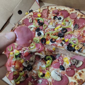 Getir Yemek'ten Çiğ Pizza Ve Çözüm Sunmayan Müşteri Hizmeti