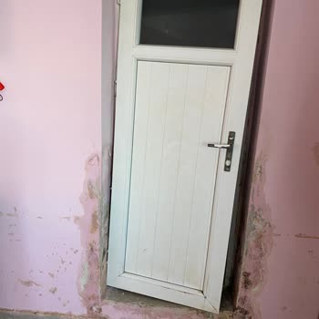 Arastur İle Tatile Değil De Bir Korku Filmine Gitmiş Gibiydik