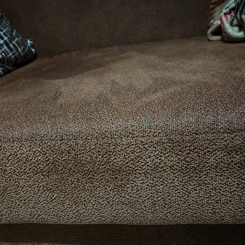 Gündoğdu Mobilya'nda Koltuk Takımının Kumaşında Sürekli Potluk Ve Potlaşma Sorunu