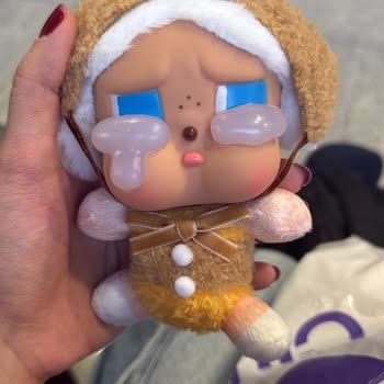 Duty Free'da Satın Alınan Cry Baby Oyuncak Sahte Çıktı