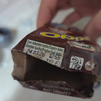 Bahçelievler A101'de Pınar Kido Kakaolu Süt'te Anormal Jel Parçacıkları