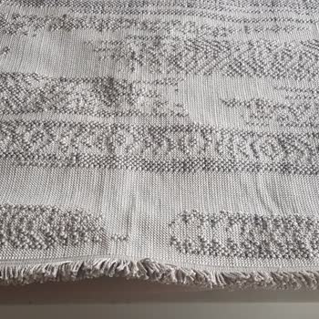 Pati Dostu İddiası Yanıltıcı, TV Ünitesi Halısı İadesi Ve Berjer Fiyat Farkı Uzun Süre Çözülmedi