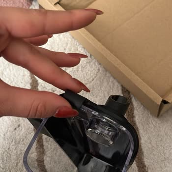 Philips Lattego 2300 Model Süt Haznesi İlk Kullanımda Kırıldı Ve Yedek Parça Yok