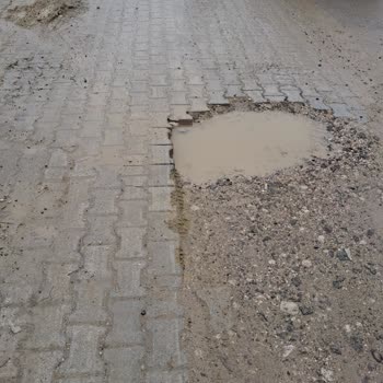 Polatlı Belediyesi Şentepe Mahallesi Grozni Sokağının Bozuk Yolu İçin Acil Çözüm Talebi