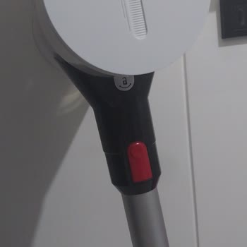 Arnica Solara Et13452 Süpürgenin Aşırı Isınması Ve Zayıf Çekiş Gücü, Iade Talebi Reddedildi