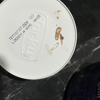 Kardelen Market'ten Torku Banada Kırık Cam Parçası Tüketiciyi Tehlikeye Attı