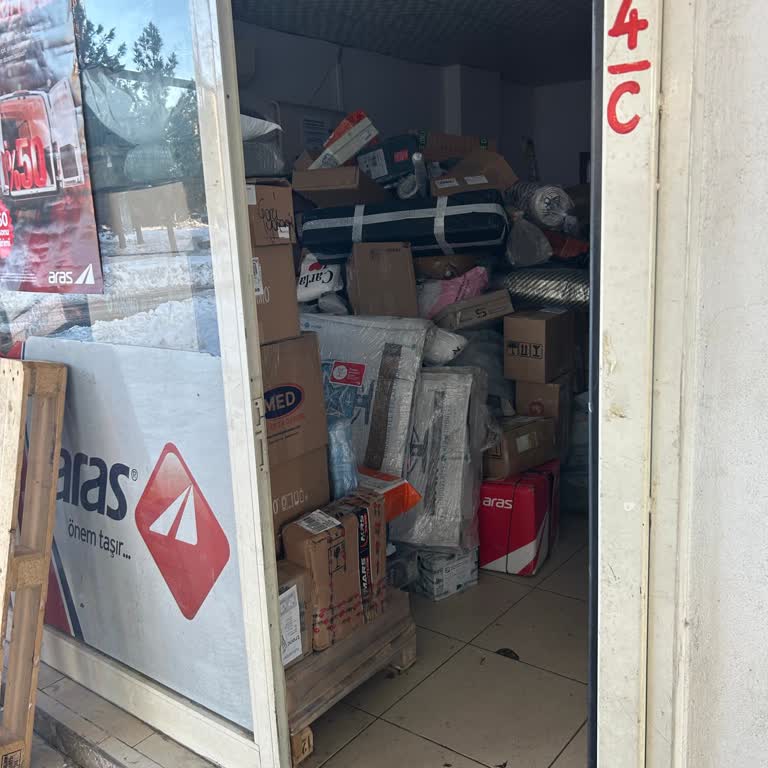 Aras Kargo Bağlar Şubesinde Sürekli Teslim Edilmeyen Kargo Ve Yanıltıcı Bilgilendirme