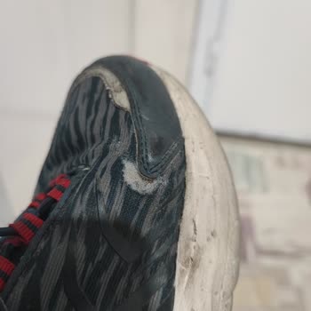 Kısa Sürede Yırtılan Çocuk Ayakkabısına Ürün Değişimi Talebi