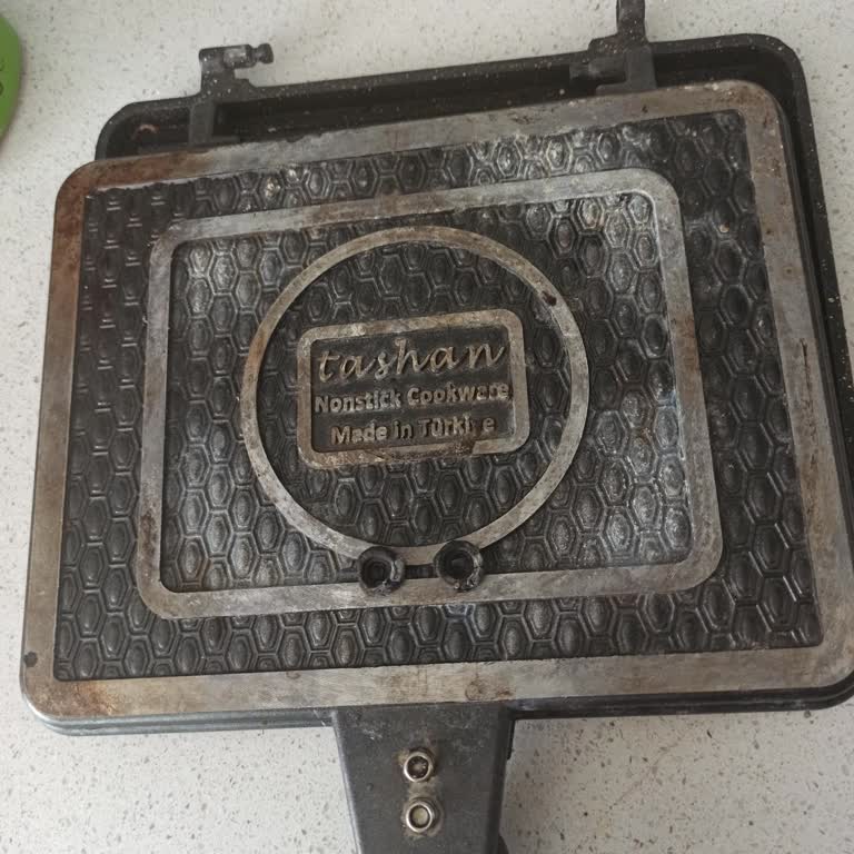 Granit Kaplamalı Tost Makinesinde Renk Atması Ve Garanti Yanıtı Olmaması