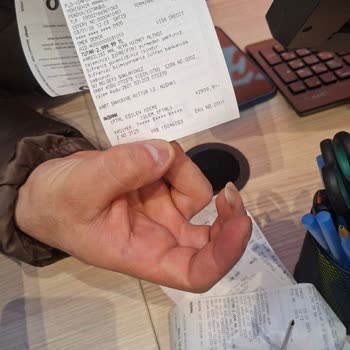 Kasiyer Hatası Nedeniyle Çifte Çekim Ve İptal Edilmemiş Ödeme