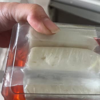 Açılmamış Peynirin Günlerde Küflenmesi Ve Cevapsız Şikayet