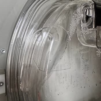 Hoover Kapağımda Çatlak: Garanti Kapsamı Olmalı, Kullanıcı Hatası İddiası Kabul Edilemedi