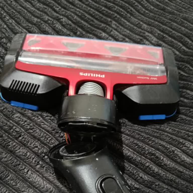 Philips Ev Aletleri Speed Pro Max Süpürge Borusu Ve Dönen Parça Sürekli Kırılıyor