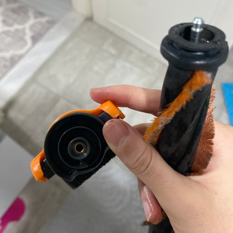 Philips Aqua Plus 8349 Süpürge Garanti Sorunu Ve Parça Ücretsiz Değişimi Talebi