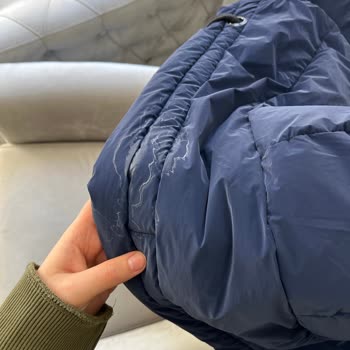 Beyaz Lekeler Nedeniyle Ayıplı Montun Değişim Ve İade Talebi