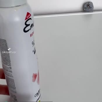 Emotion Deodorant Şişesinde Gaz Ve Sıvı Akıntısı