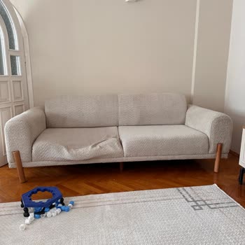 Kısa Sürede Çöken Koltuk Takımı Ve İlgisiz Servis