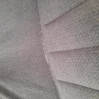 Koltuğun Dikiş Yırtılması Ve Yatağın Çökmesi İçin Servis Cevapsızlığı