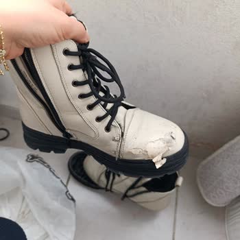 FLO Mağazasından Alınan Polaris Botların Hızlı Deformasyonu Ve Değişim Talebi