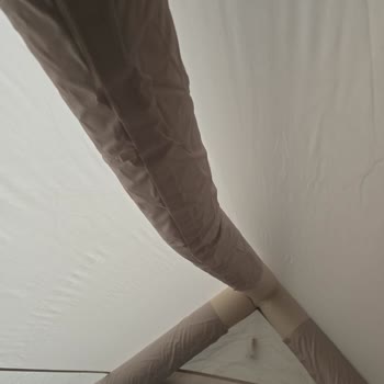 Üst Kolonları Yamuk Çadırda Üretim Hatası Ve Cevapsız Müşteri Hizmetleri