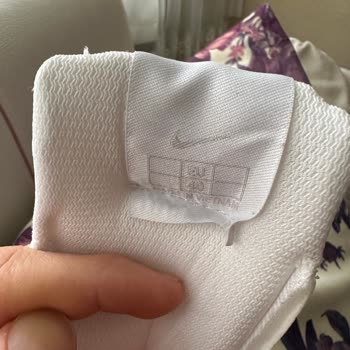 Yanlış Numara Ve Defolu Ayakkabı İçin Tam İade Talebi