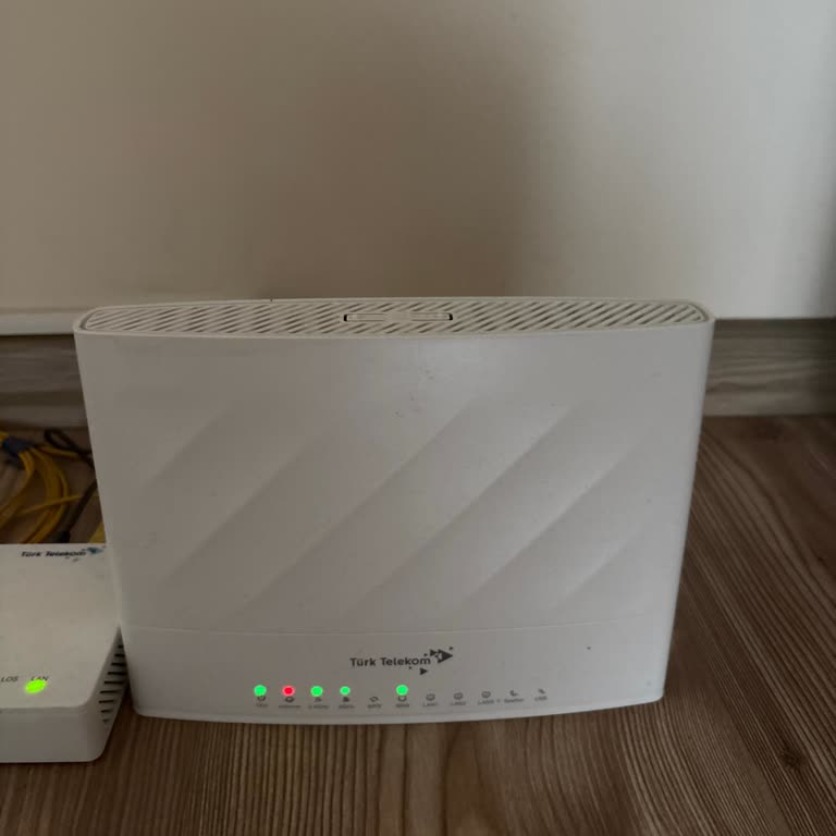 TurkNet İnternet Kesintisi: Gün Boyunca Kesinti Ve Açıklama Eksikliği