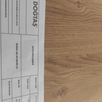 Doğtaş Karaman Mağazasındaki Yanlış Renkli Sandalyeler Ve Arızalı Yemek Masası İçin Çözüm Bekleniyor