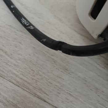 Servis Gecikmesi, Bilgi Eksikliği Ve Mantarlaşmış Buz Makinesi İadesi