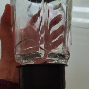 Cam Hazneli Blenderın Kendiliğinden Çatlaması Güvenlik Endişesi