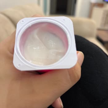 Danino Meyve Yoğurtta Siyah Maddeler Vardı