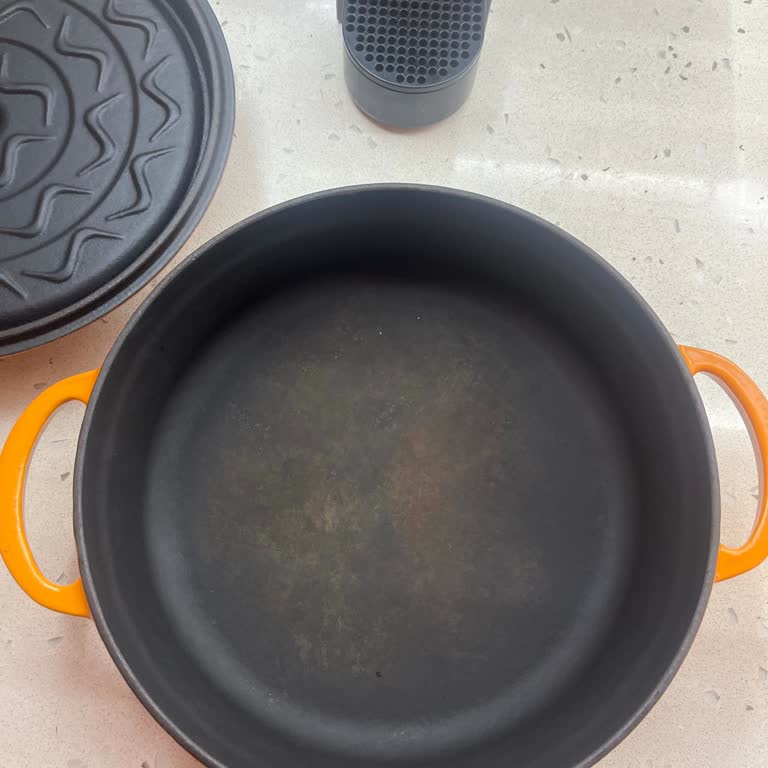 Sürel Grup - Ata Döküm Migros Kampanyalı Sürel Döküm Tencere İçindeki Paslanma Sorunu