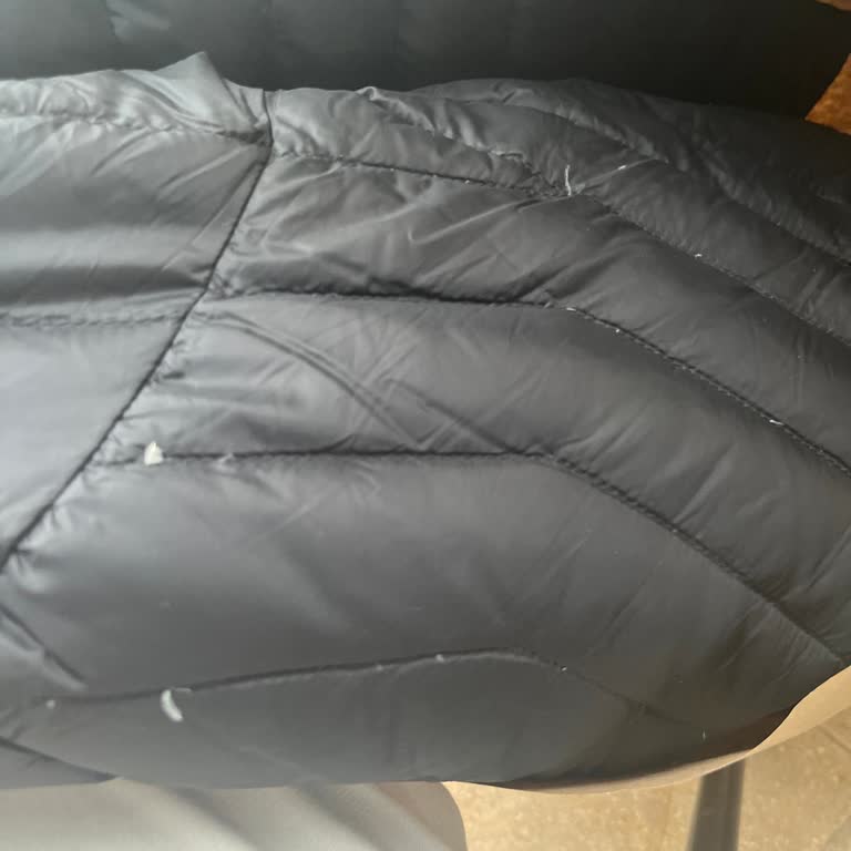 Lufian Kazak Tüyü Montta Aşırı Dökülme Ve İletişimsizlik