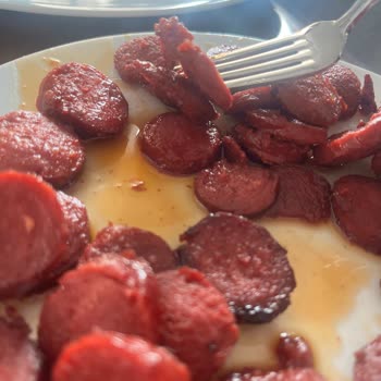 Migros Yakut Mahallesi Şubesinde Bozuk Fermente Sucuklar İçin İade Talebi