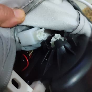 Hasarlı Masaj Aleti Ve Kırık Kutu İçin Ücret İadesi Talebi