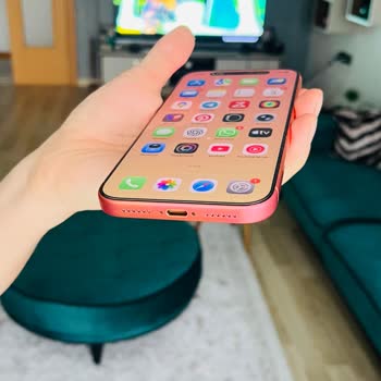 Apple Ürününün Renk Değişimi Kullanıcı Hatası Olarak Değerlendirildi, Garanti Değişim Talebi