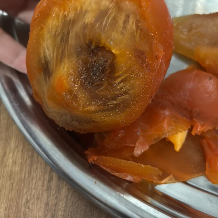 Yemeksepeti Siparişinde Çürük Hurma Ve Sert Muzlar İçin Tam İade Talebi