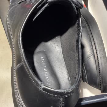 Boyner'de Tommy Hilfiger Ayakkabısının Kısa Sürede Yırtılması Ve Reddine İtiraz