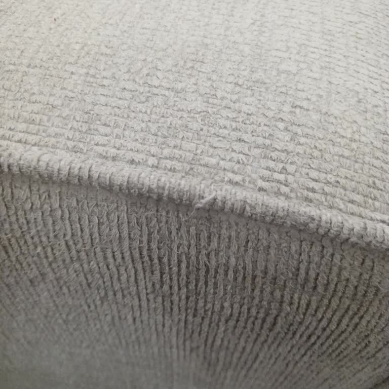 İstikbal Koltukta Kumaşın Hızlı Bozulması Ve Ücretsiz Değişim Talebi