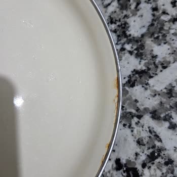 Acar Home Bakracın Paslandığını Ve Kenar Kısımlarının Soyulduğunu Fark Ettim