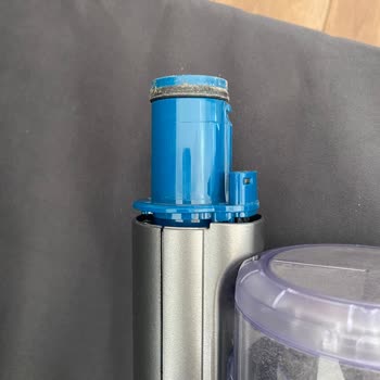 Philips 8000 Serisi Süpürge Çekim Gücünde Aşırı Düşüş Ve Parça Kırılması, Servis Çaresiz