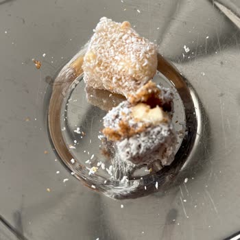 Fındıklı Kuş Lokumun İçinde Kurt Bulundu