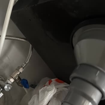 Realstone Mutfak Tezgahı Kısa Sürede Çatladı Ve Su Sızıntısı