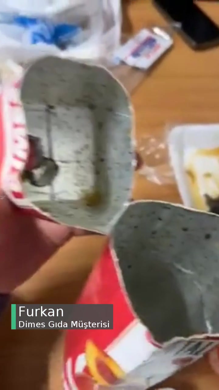 Dimes Şeftali Meyve Suyunda Yabancı Madde! videonun kapak resmi