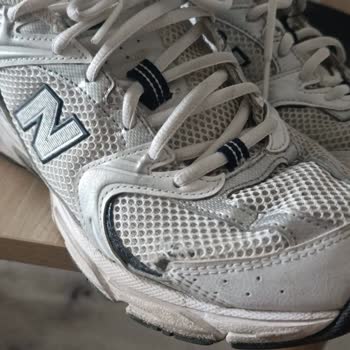 New Balance 530, solicitud de cambio rechazada por falta de factura