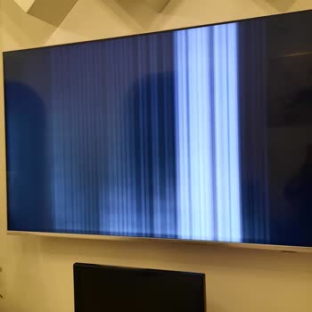 Philips 58 İnç Android TV'de Dikey Çizgi Ve Görüntü Kaybı, Garanti Sonrası Mağduriyet